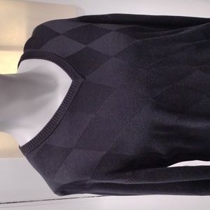 Mizuno mens black diamond cotton blend v-neck sweater. Mint condition. Medium